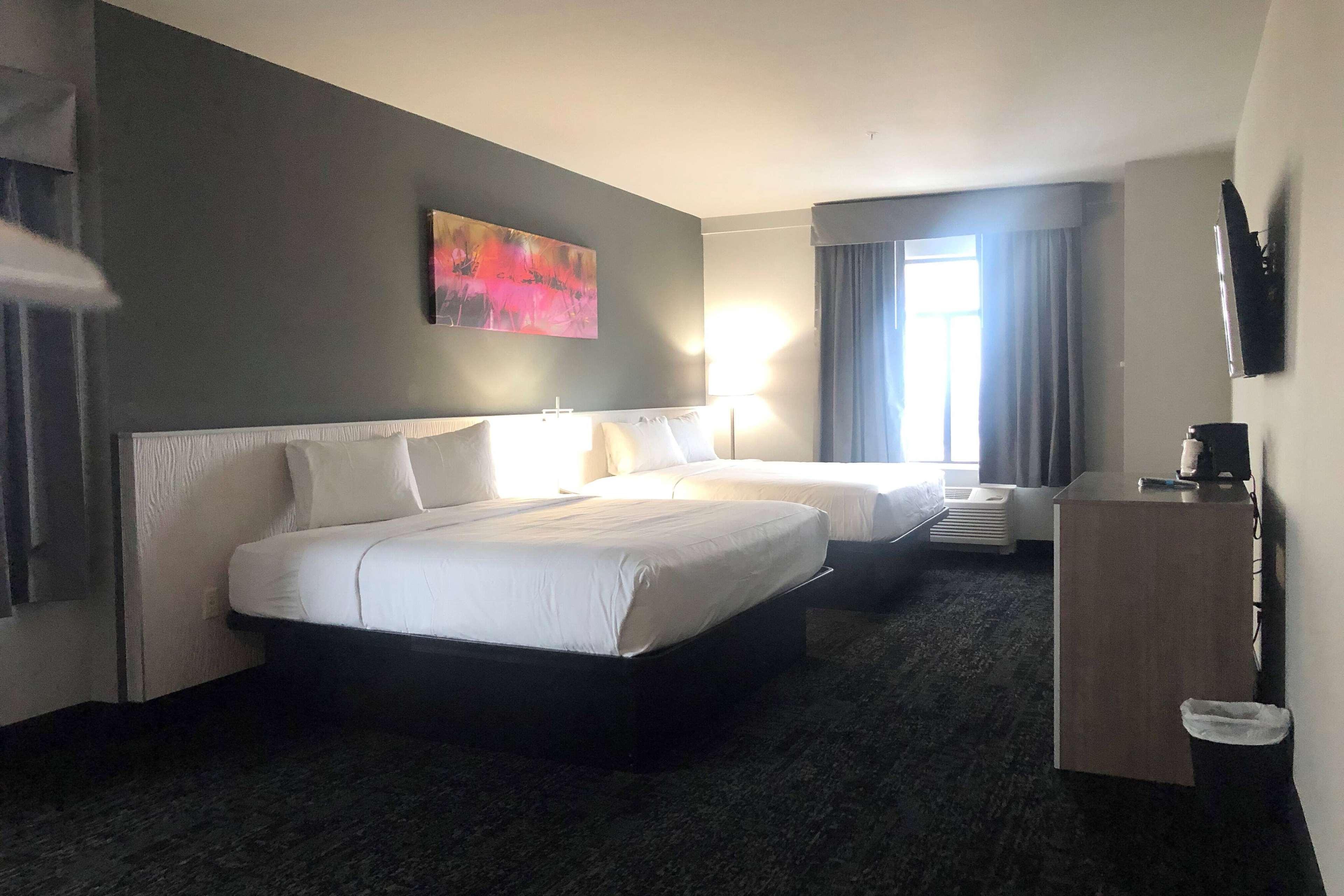 Hotel Baymont By Wyndham Madison Exterior foto